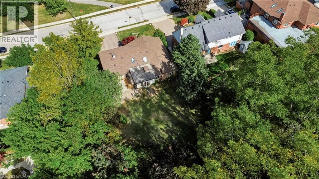 22 OAKRIDGE Drive