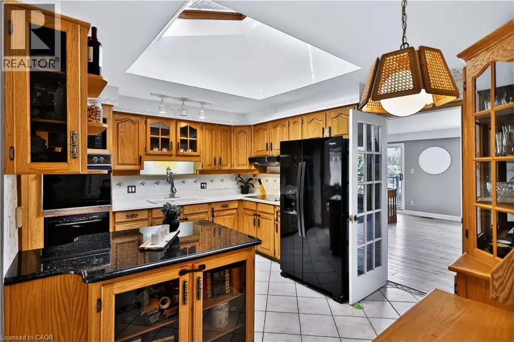 22 OAKRIDGE Drive