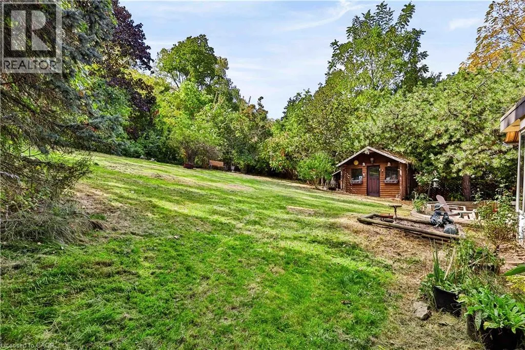 22 OAKRIDGE Drive
