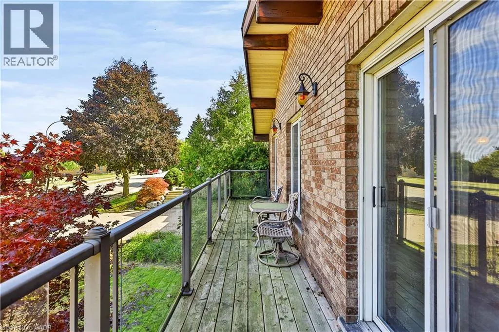 22 OAKRIDGE Drive