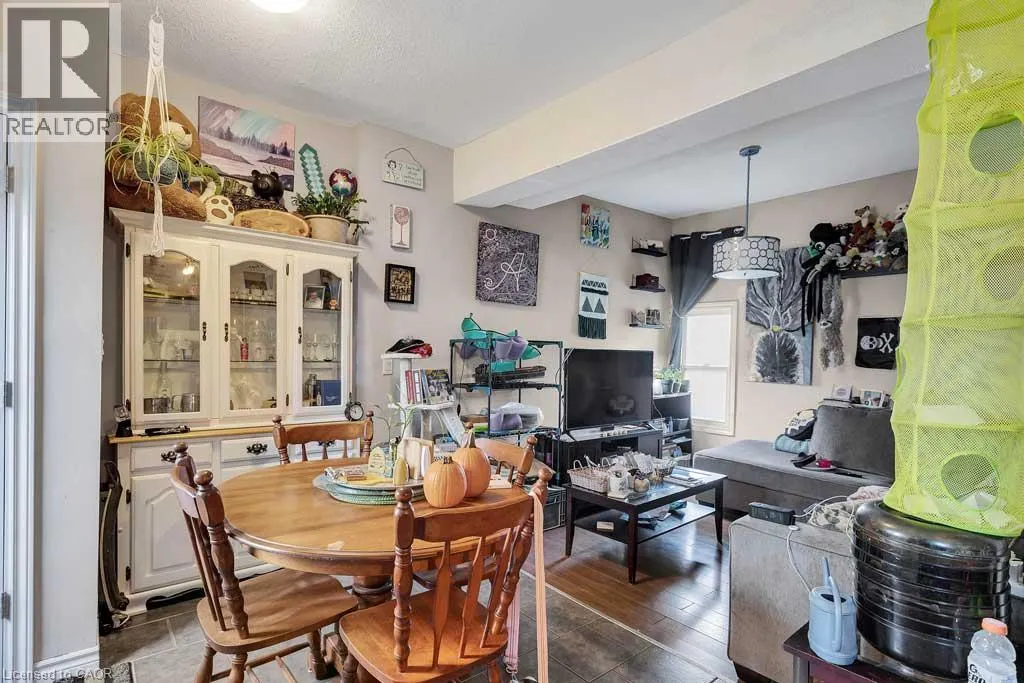 797 HAMILTON Road