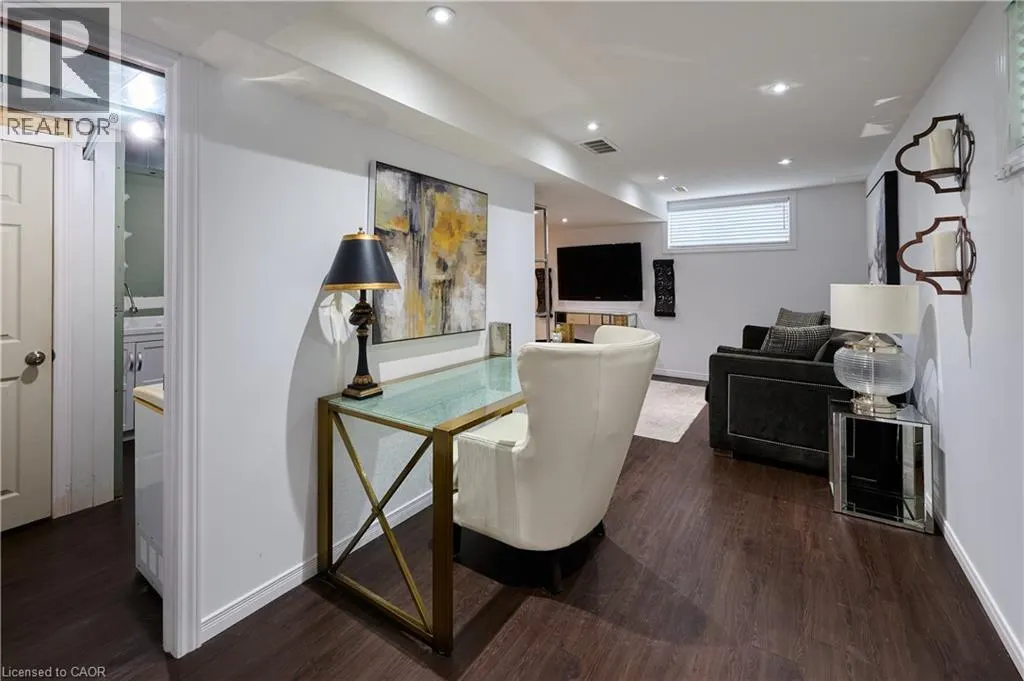6 UPPER MERCER Street Unit# A1 #A1