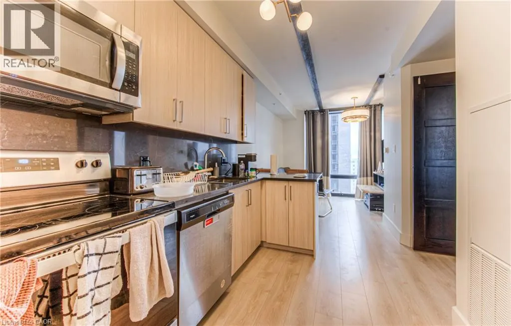 145 COLUMBIA Street W Unit# 1210 #1210