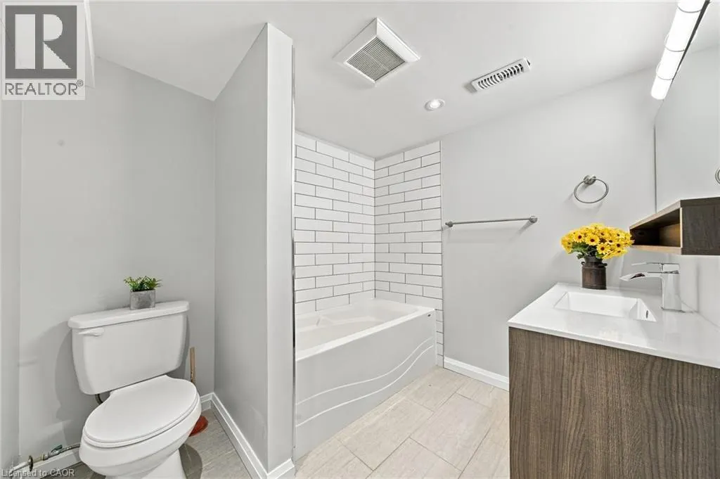 294 EAST 28TH Street