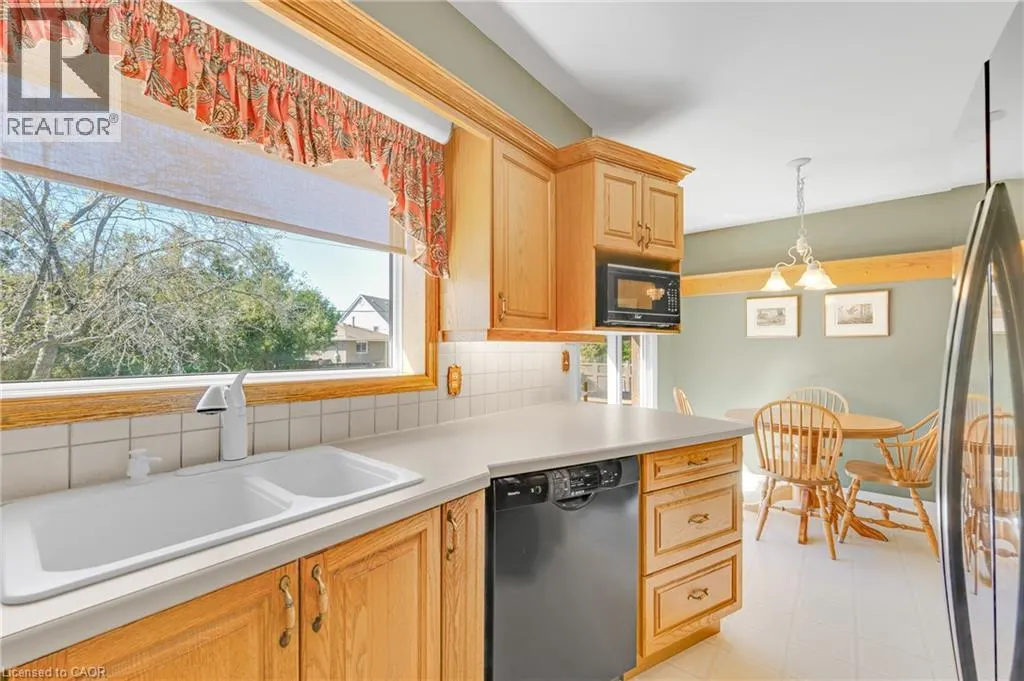588 LOUISE Drive