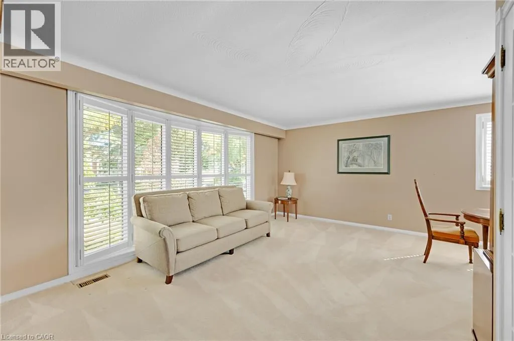 588 LOUISE Drive
