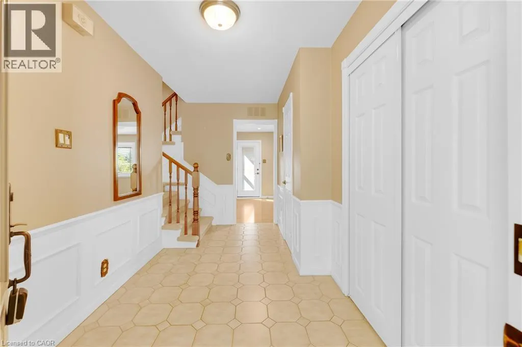 588 LOUISE Drive