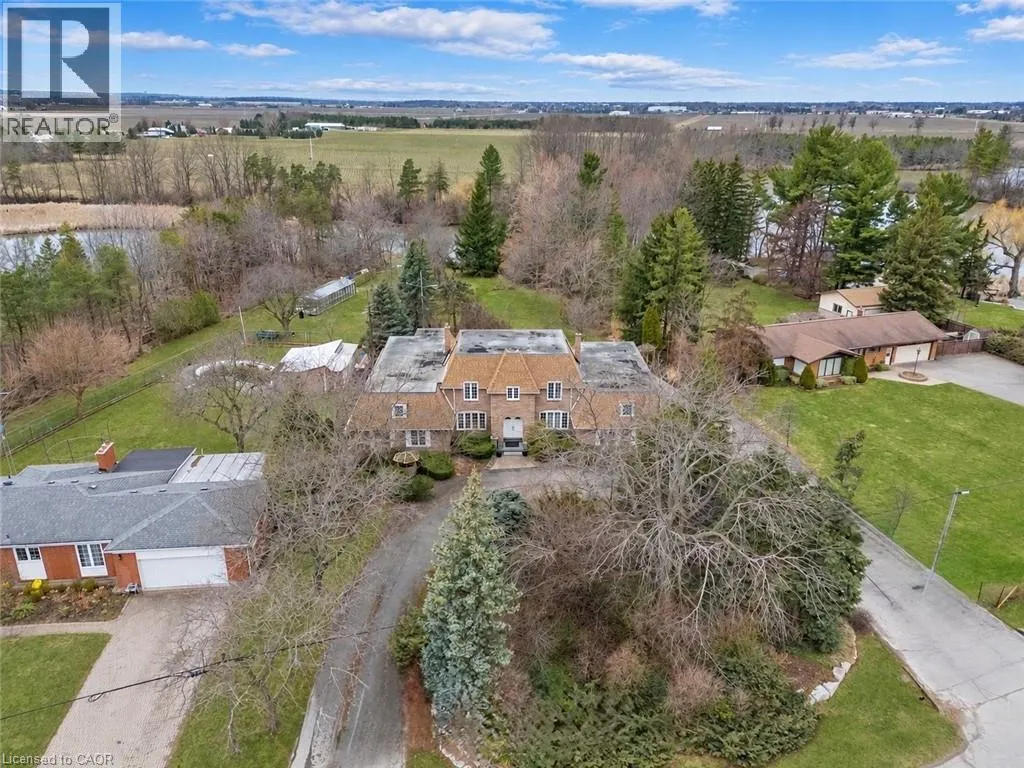 1302 FOUR MILE CREEK Road
