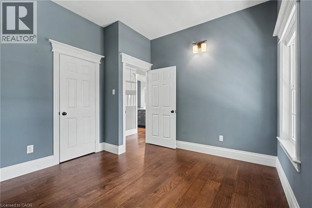 390 SYDENHAM Road