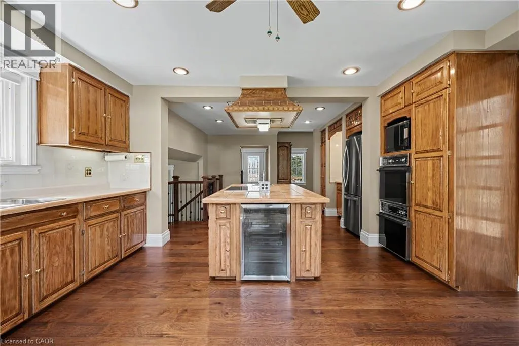 390 SYDENHAM Road