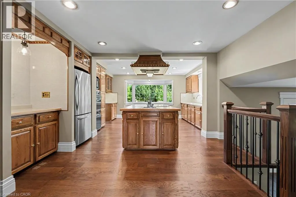 390 SYDENHAM Road