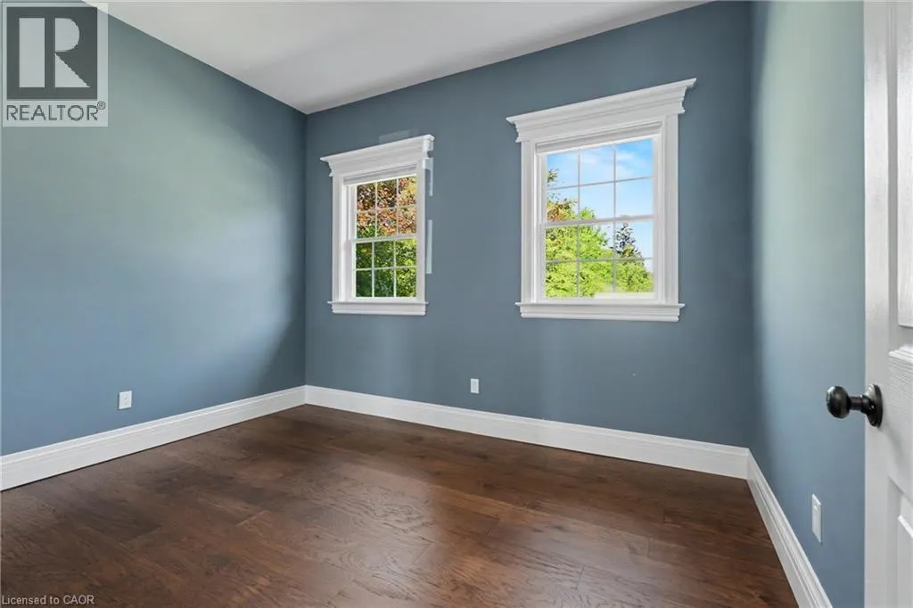 390 SYDENHAM Road