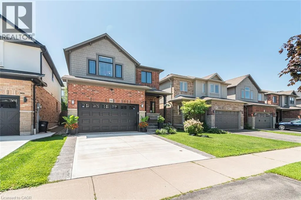 102 WILLOW Lane