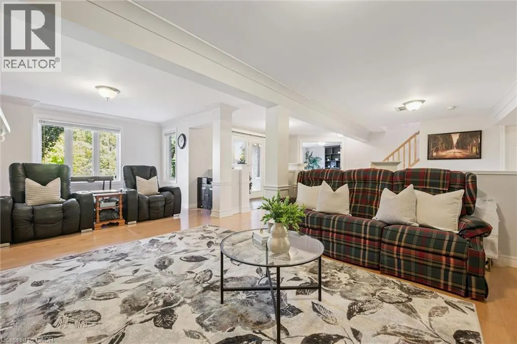 123 CARDINAL Drive