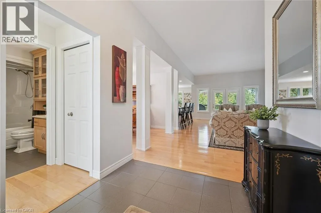 123 CARDINAL Drive