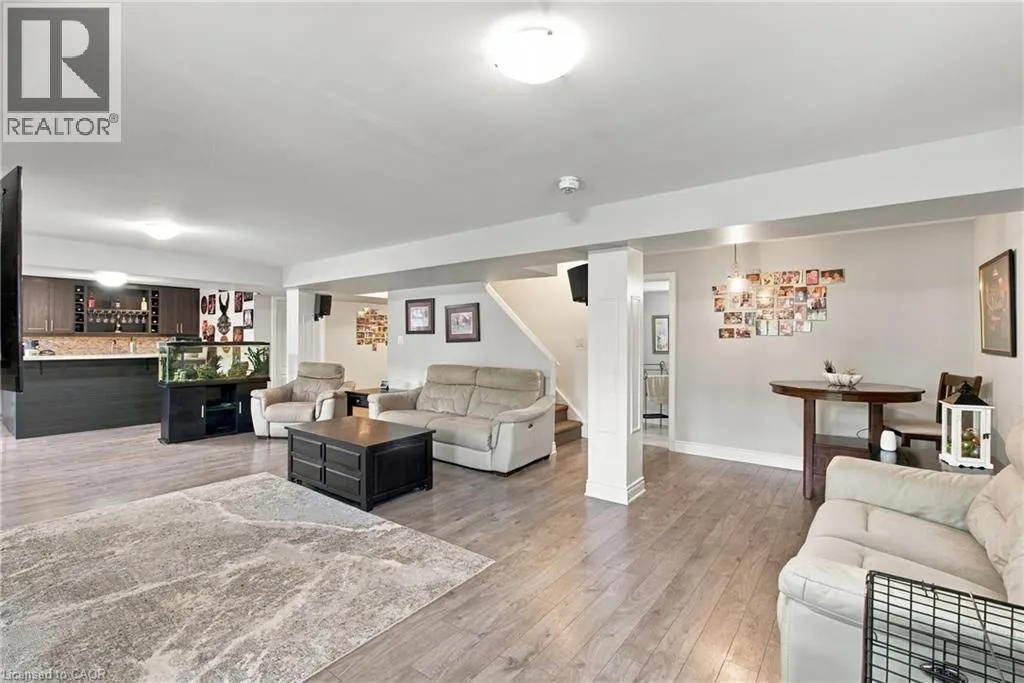 19 BROOKSIDE Terrace