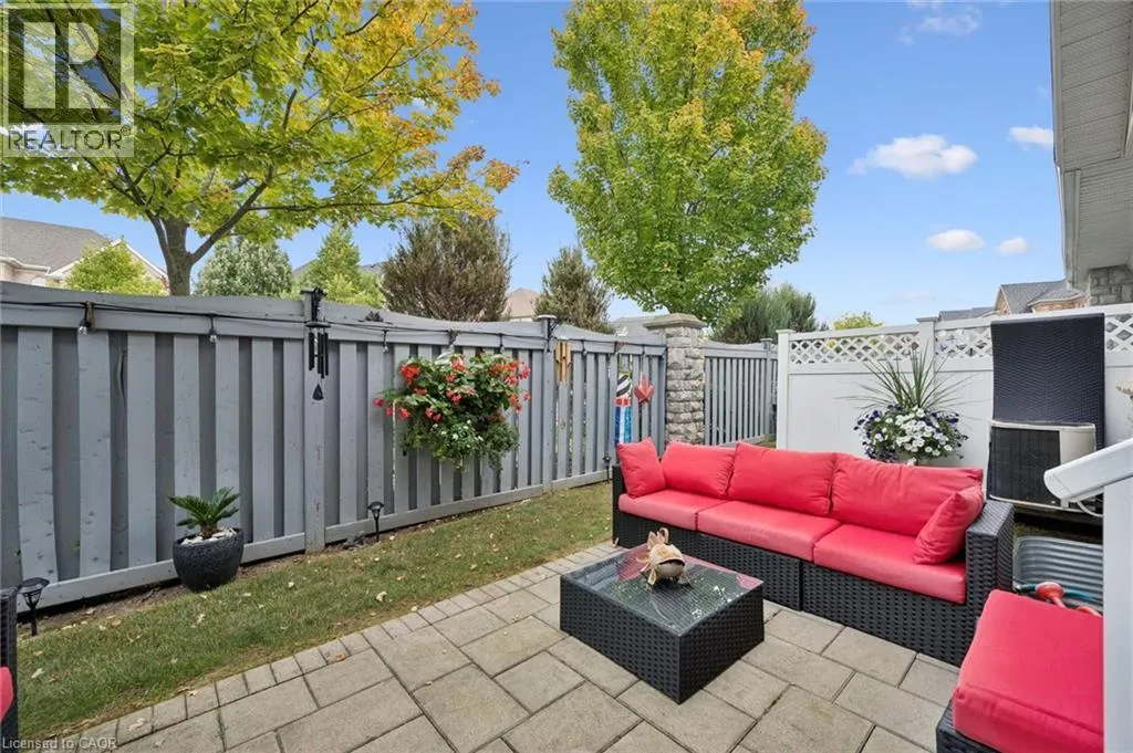 276 SIMS ESTATE Drive Unit# 9 #9