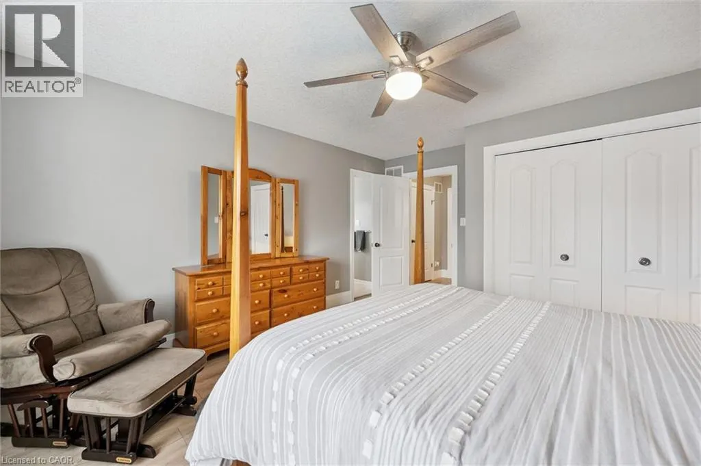 276 SIMS ESTATE Drive Unit# 9 #9