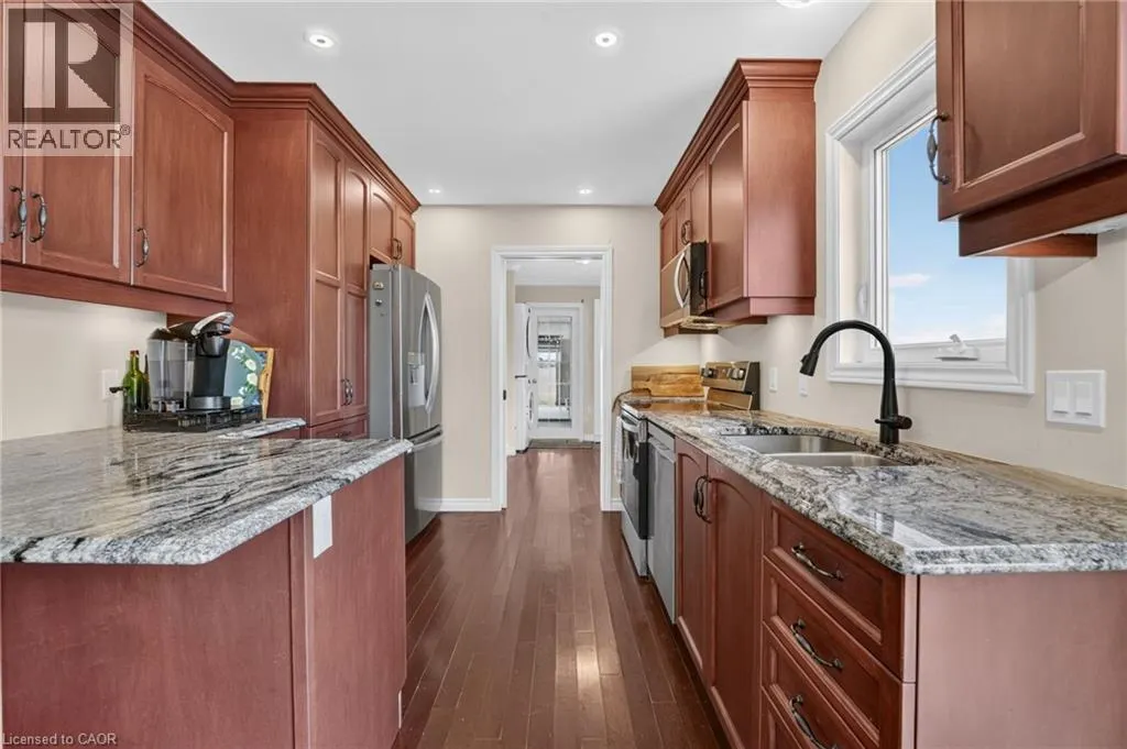 4891 VAUGHAN Road E