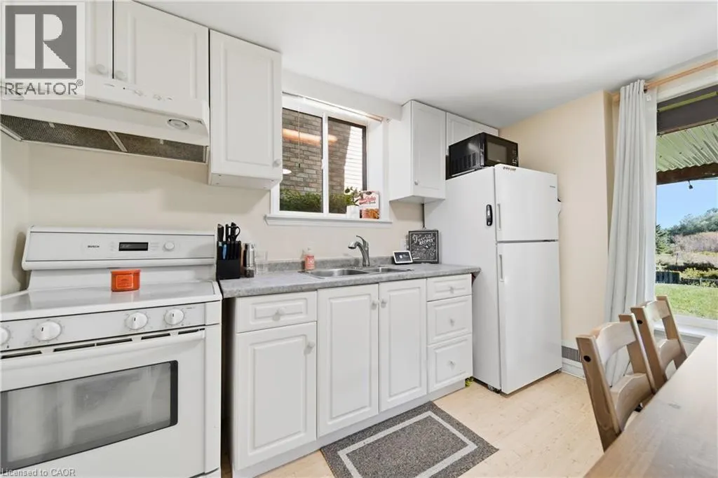 69 SOUTHCREEK Trail Unit# Lower #Lower
