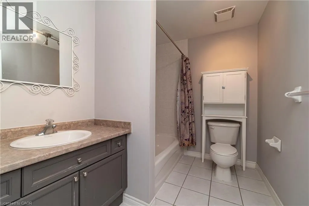 39 PINEWOODS Drive Unit# 11 #11