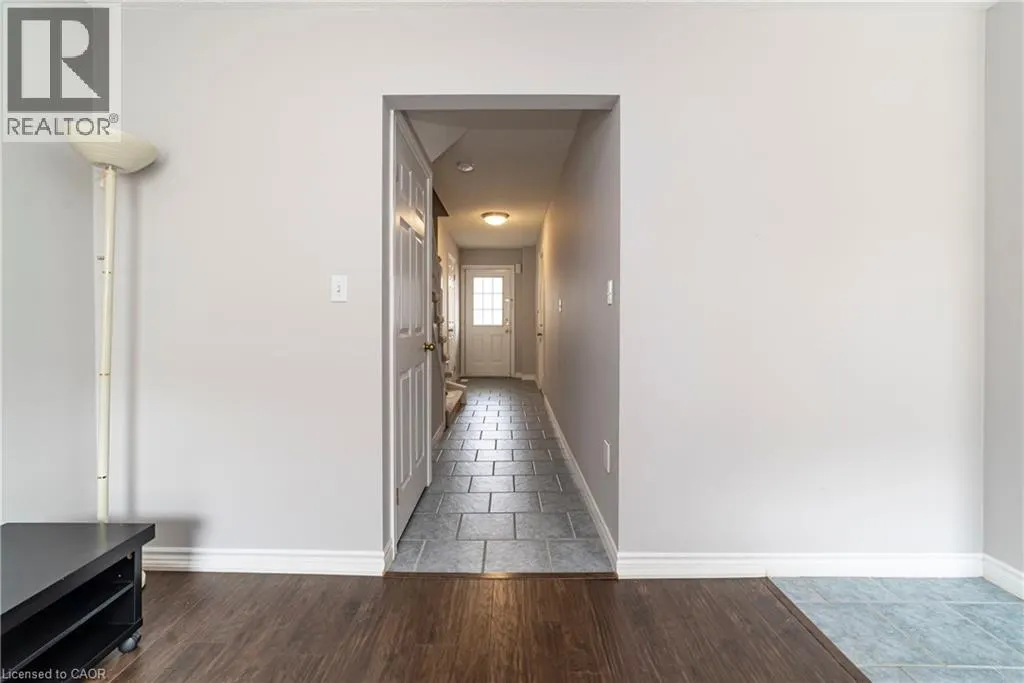 39 PINEWOODS Drive Unit# 11 #11