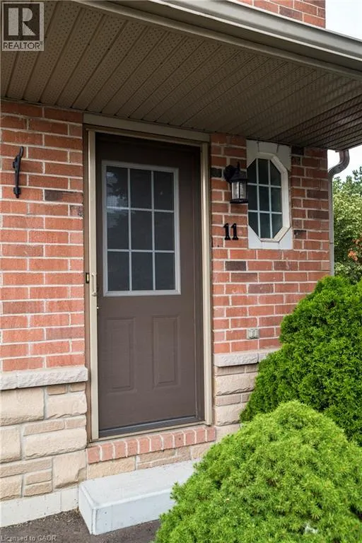 39 PINEWOODS Drive Unit# 11 #11