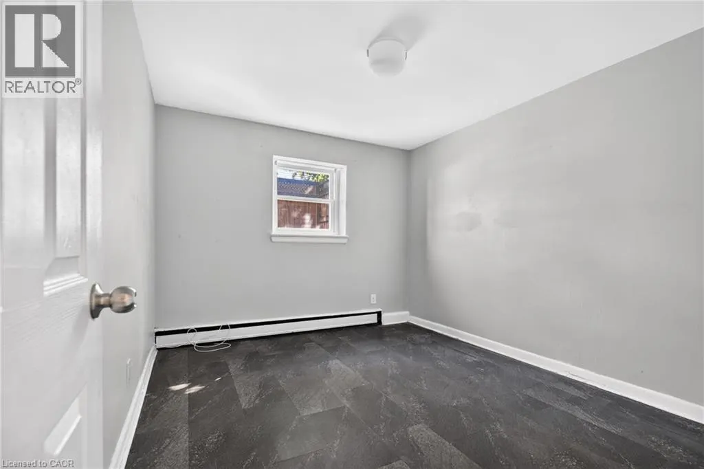 3 APPLEWOOD Avenue Unit# 1 #1