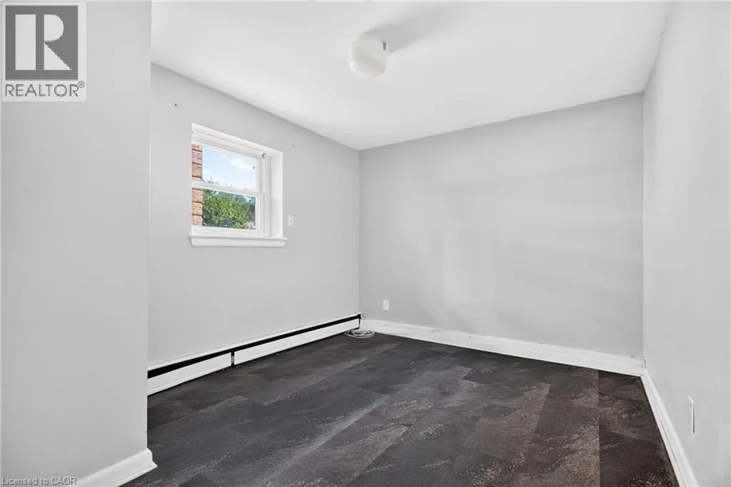 3 APPLEWOOD Avenue Unit# 1 #1