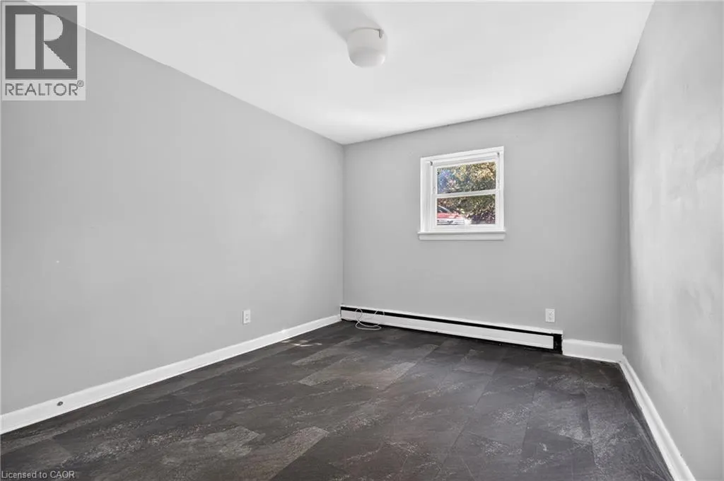 3 APPLEWOOD Avenue Unit# 1 #1
