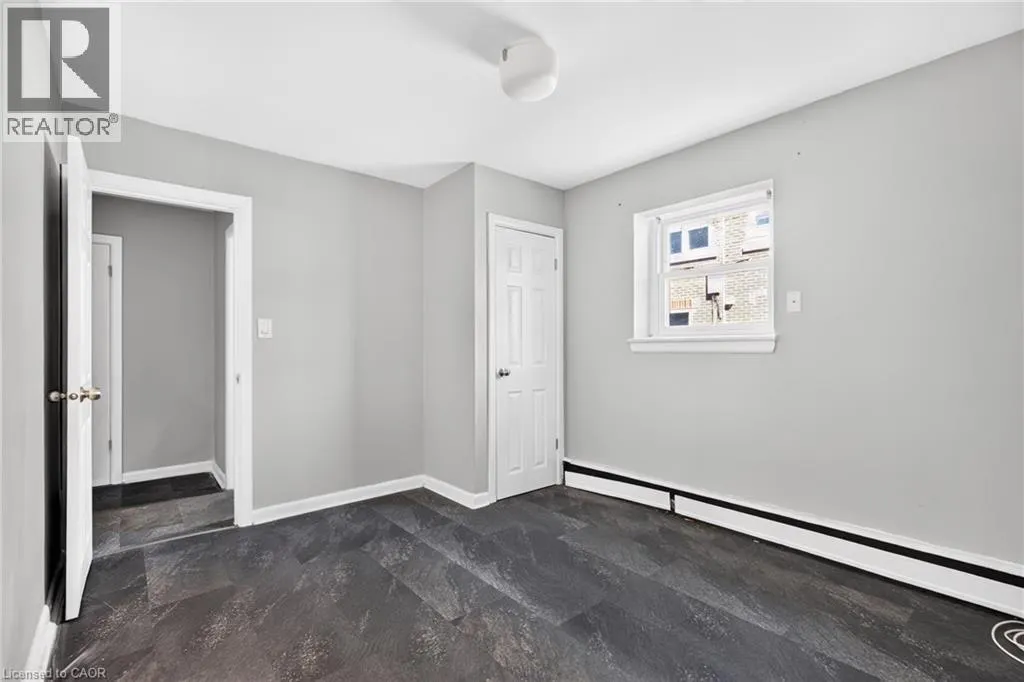 3 APPLEWOOD Avenue Unit# 1 #1