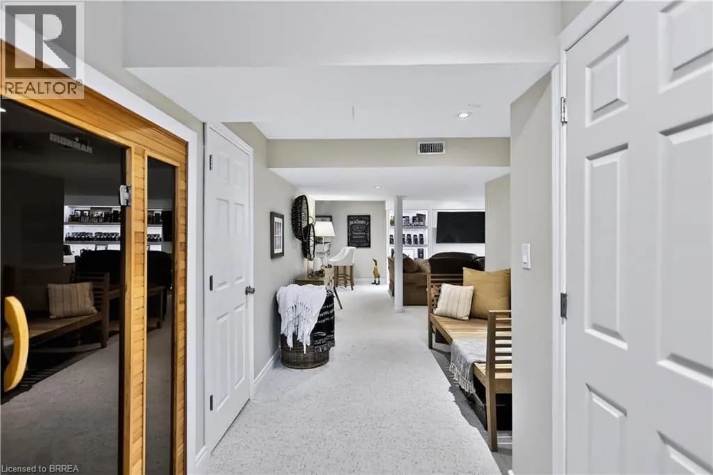 30 WALDIE Crescent