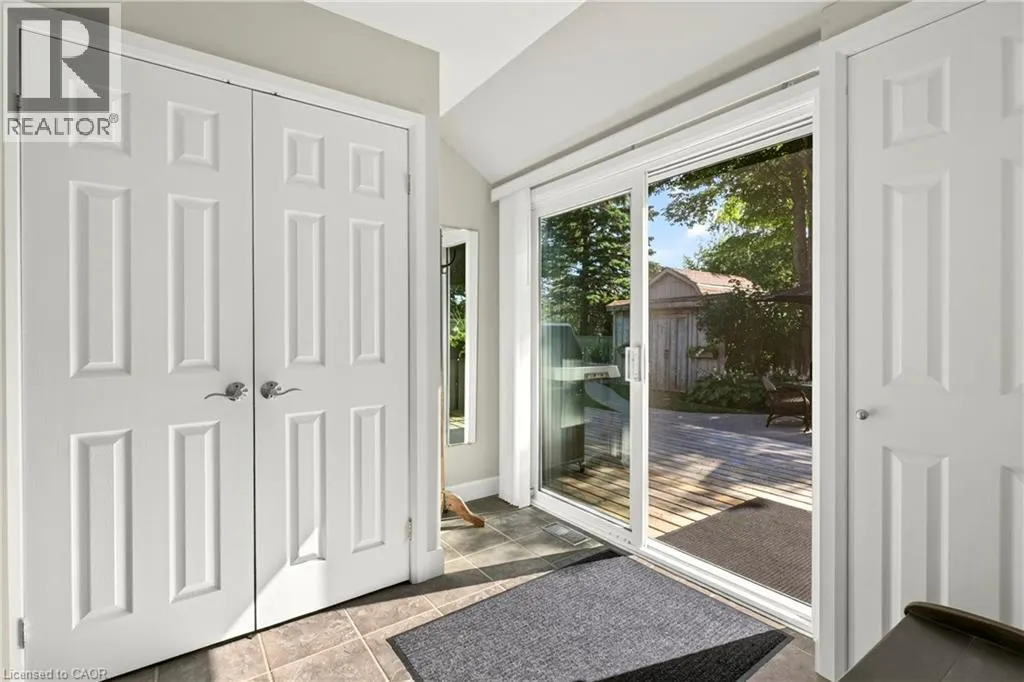 34 HOOVER POINT Lane