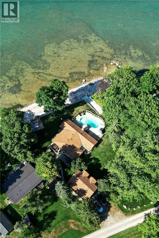 34 HOOVER POINT Lane