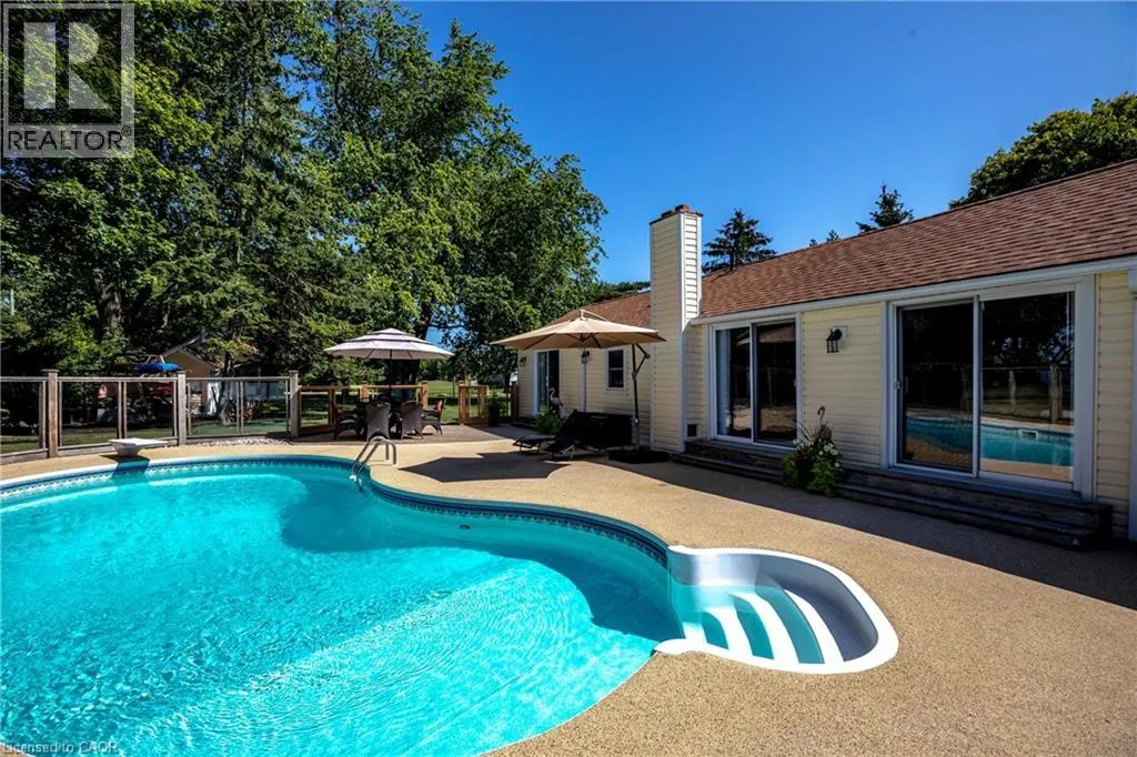 34 HOOVER POINT Lane