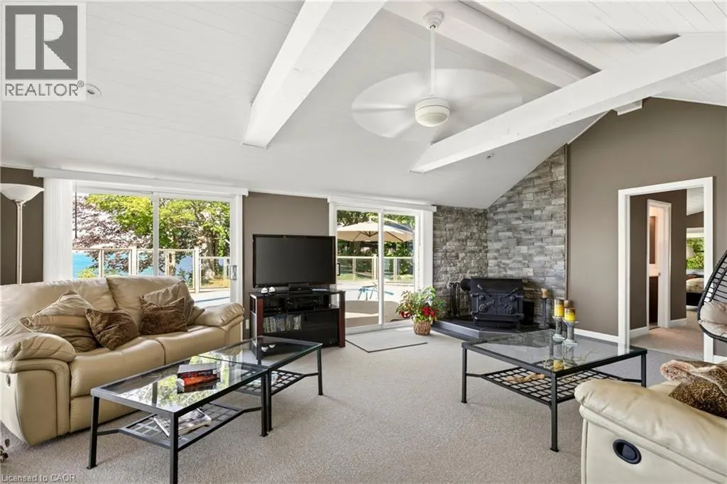 34 HOOVER POINT Lane