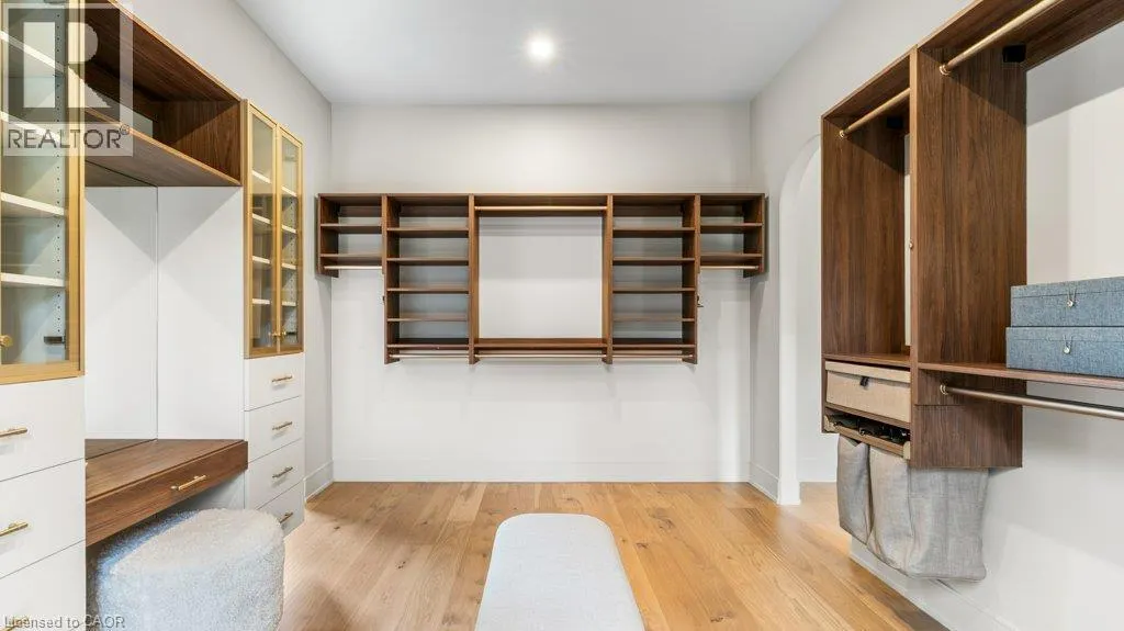 2 BRIDLEWOOD Crescent