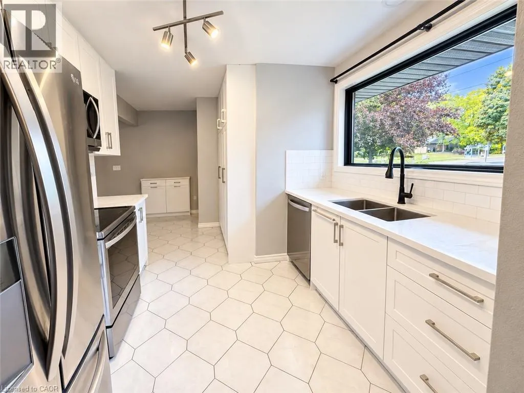 44 PATTERSON Avenue Unit# A #A