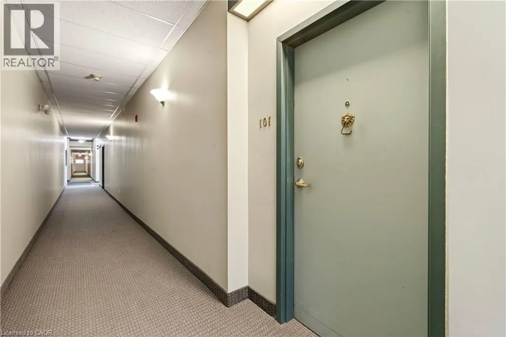 8 MAIN Street Unit# 101 #101