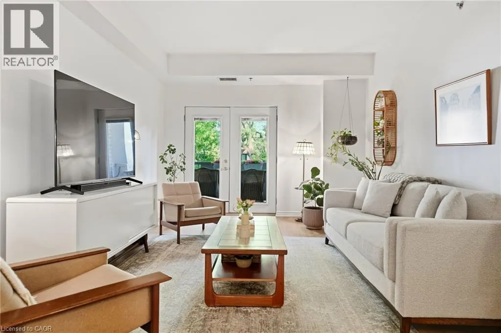 391 PLAINS Road E Unit# 211 #211