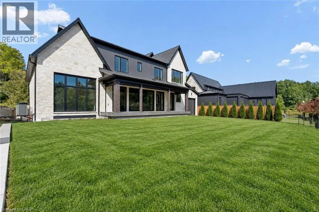 6 BRIDLEWOOD Crescent