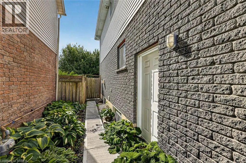 468 LAKEVIEW Drive