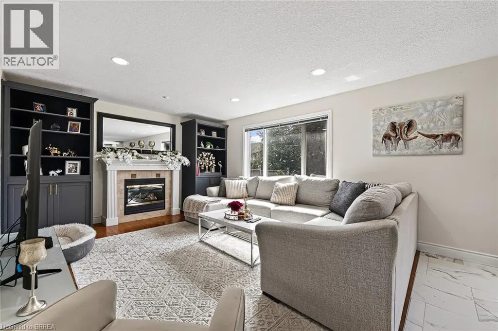 468 LAKEVIEW Drive