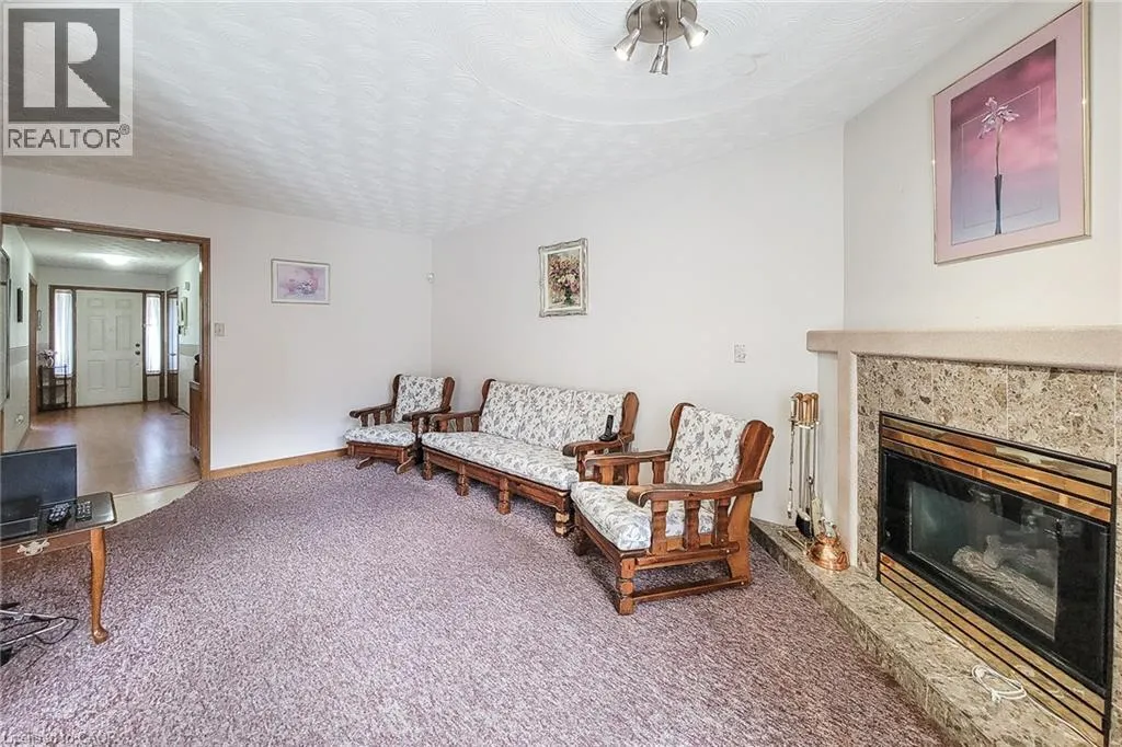 61 HIGHLAND Road