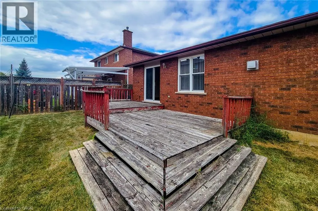 61 HIGHLAND Road