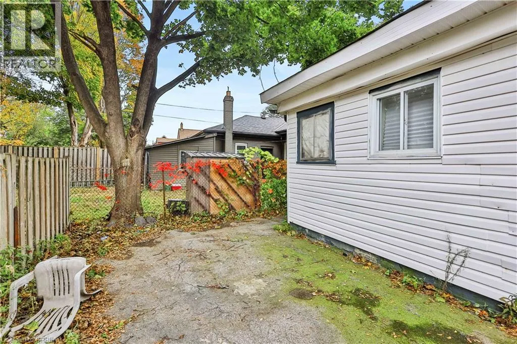 276 DALHOUSIE Street