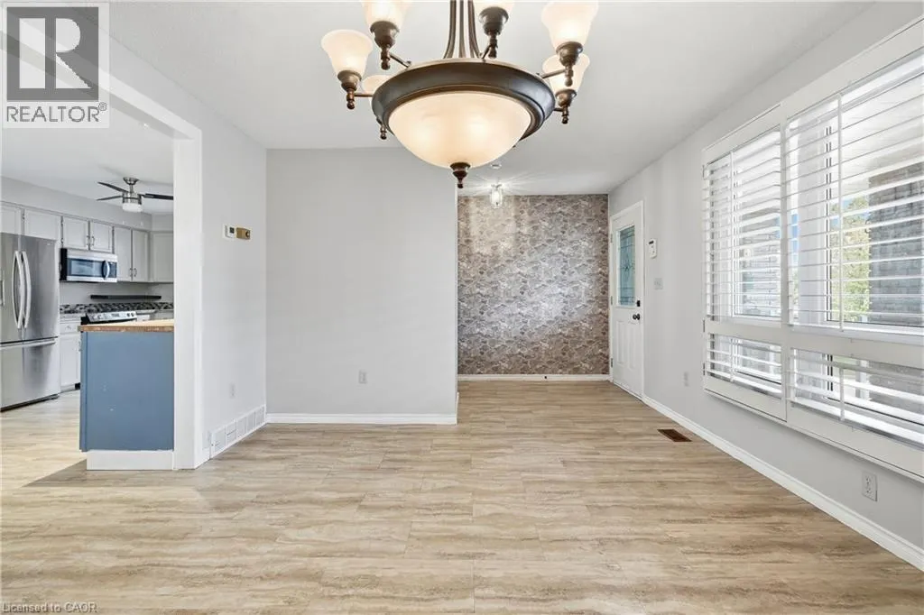 7814 DONLEE Drive