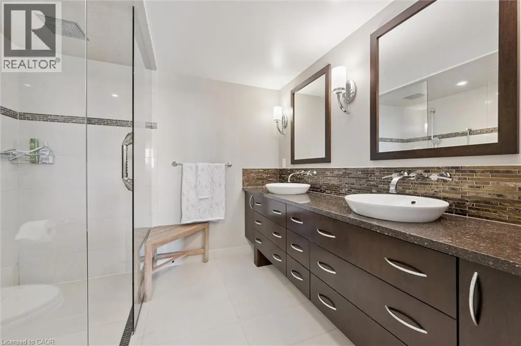 6 WILLOW Street Unit# 602 #602