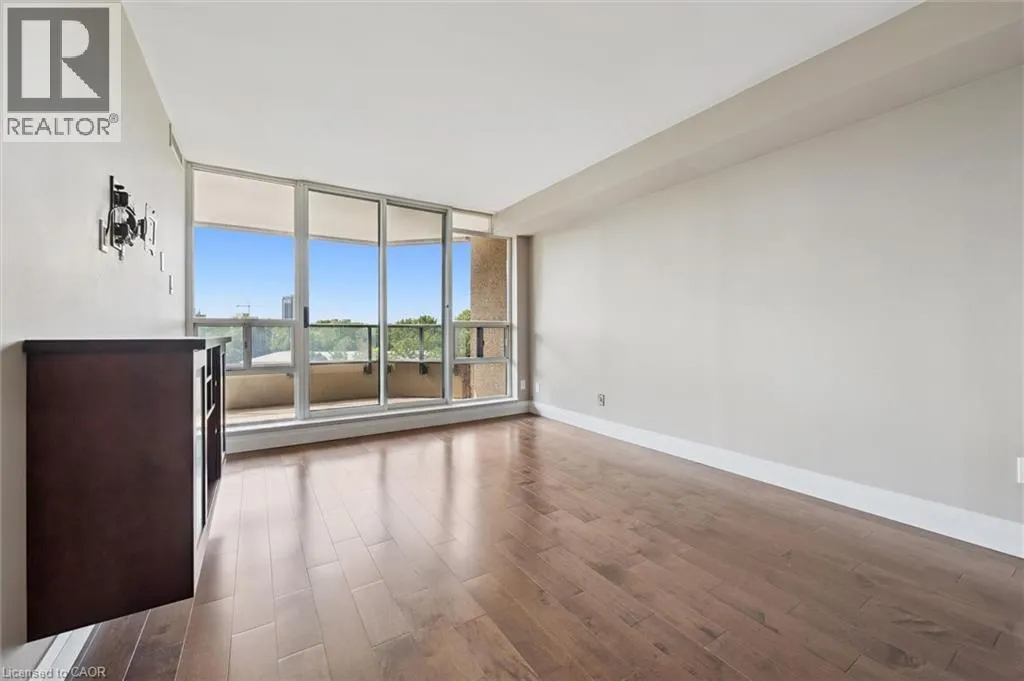 6 WILLOW Street Unit# 602 #602