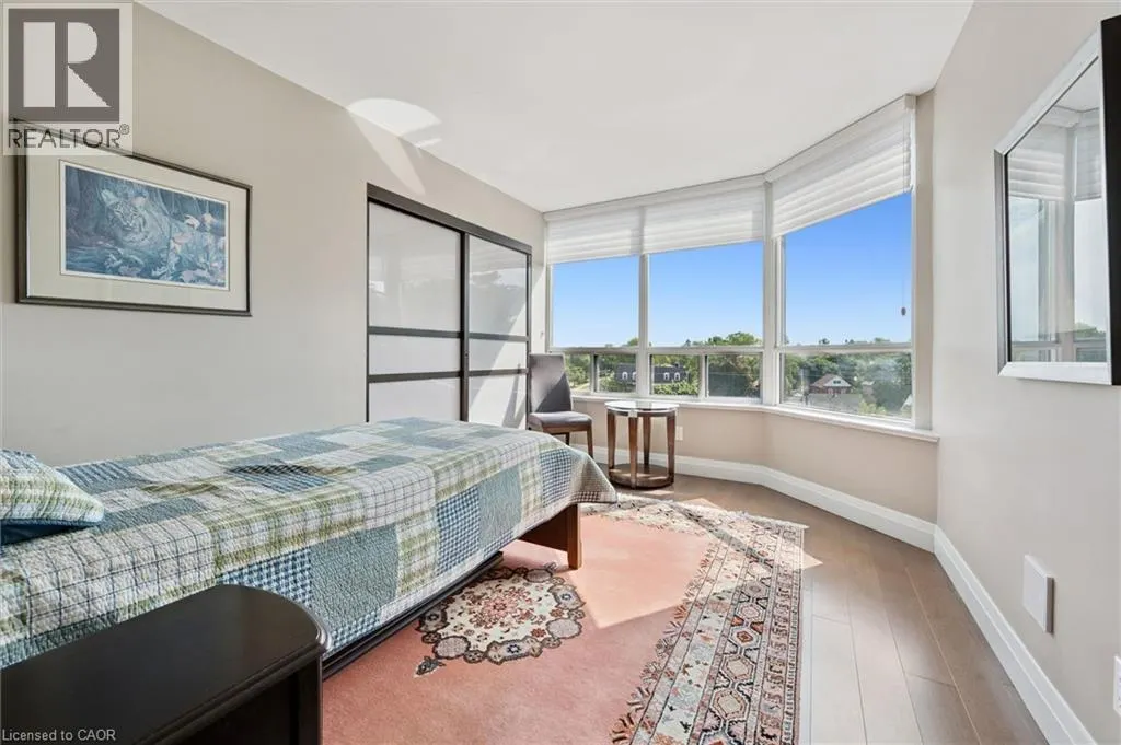 6 WILLOW Street Unit# 602 #602